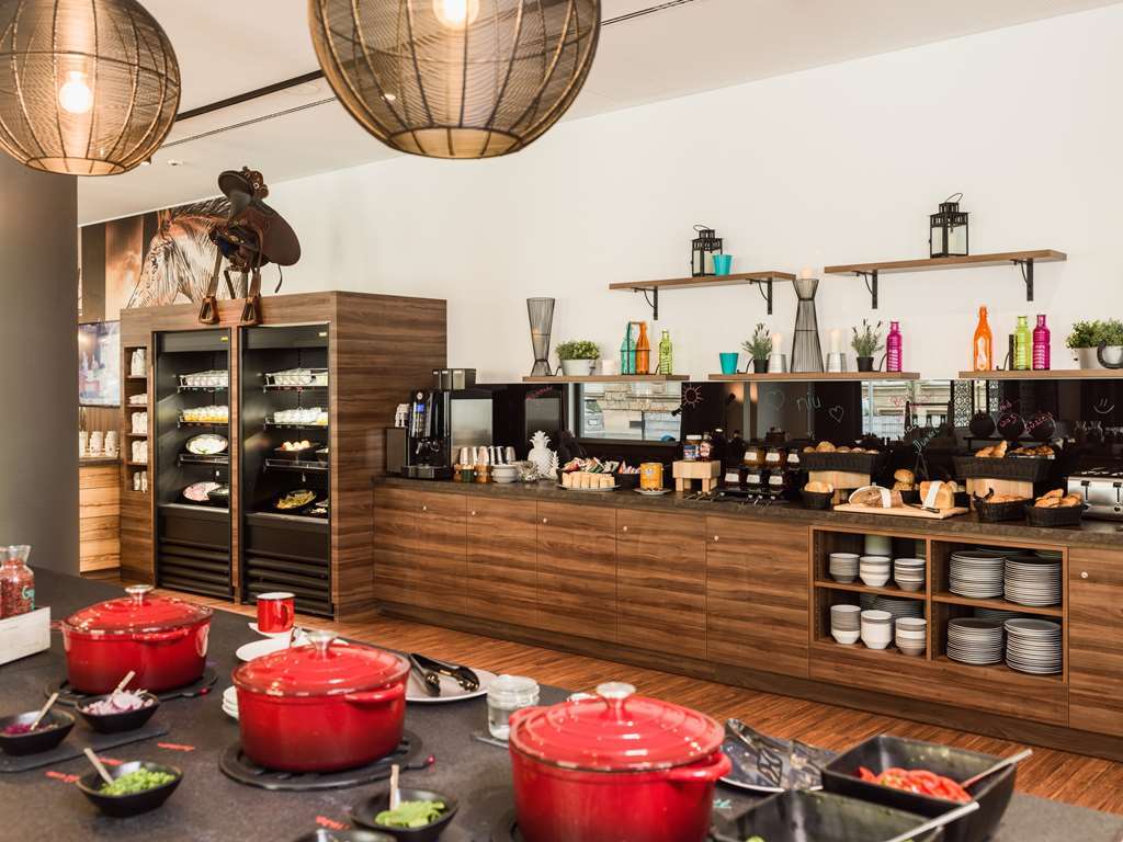 Holiday Inn - The Niu, Saddle Fuerth By Ihg Restaurant photo